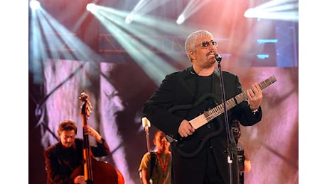 Perché vedere il docufilm “Pino Daniele – Nero a Metà”