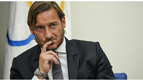 Totti indagato per omesse dichiarazioni dei redditi dal 2018 al 2022: pagato un milione di euro per chiudere il contenzioso