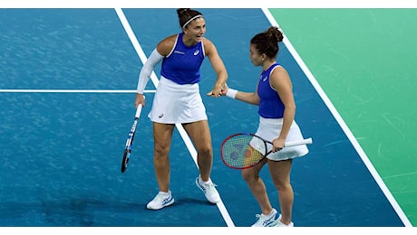 Nei quarti della BJK Cup, a Malaga, l'Italia elimina il Giappone grazie al doppio Errani/Paolini e va in semifinale