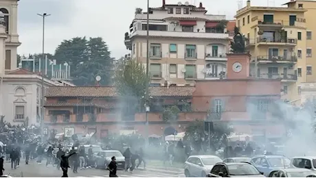 Scontri pre-derby, stop di tre giornate alle trasferte dei tifosi di Roma e Lazio
