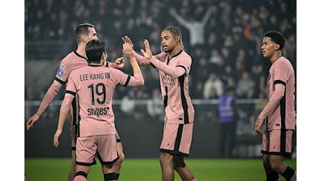 Ligue 1: Il PSG batte l'Angers con le doppiette di Lee e Barcola e mantiene il primato