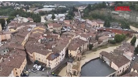 Maltempo Emilia-Romagna, le immagini dall'alto di Modigliana sommersa da acqua e fango