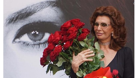 20 settembre, auguri Sophia Loren! Oggi compie 90 anni. Le chiavi della città di Firenze, l’omaggio di Prato