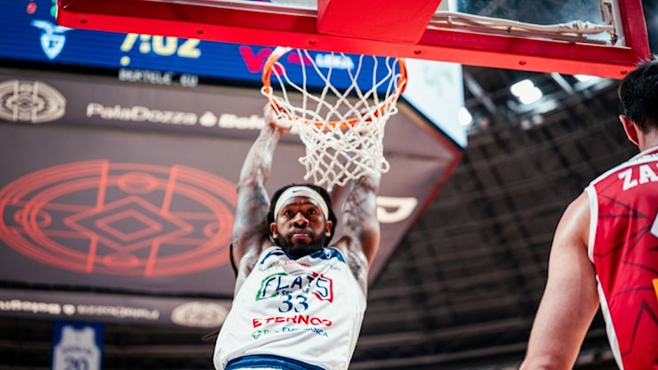 La Fortitudo vola ai playoff: Pesaro superata 94-85, Gabriel e Freeman trascinano i biancoblù. Ora c'è Cantù - Corriere di Bologna La Fortitudo vola ai playoff: Pesaro superata 94-85, Gabriel e Freeman trascinano i biancoblù. Ora c'è Cantù - Corriere di Bologna