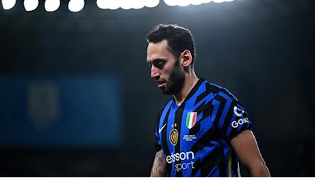 Calhanoglu infortunio in Inter-Milan di Supercoppa: come sta e cosa si è fatto