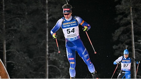 Martin Uldal trionfa nella gara sprint di Annecy: prima vittoria in Coppa del mondo di biathlon