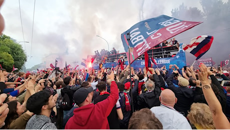 Rossoblù a Liverpool per il Bologna, ma la trasferta è all’insegna del ‘famolo strano’