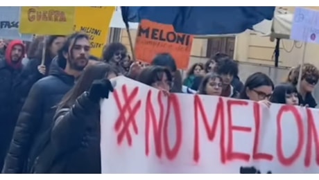 No Meloni Day, l'accusa della manifestante di Cambiare Rotta: Dal governo macelleria sociale