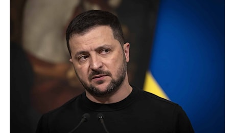 Il piano di pace di Zelensky non convince gli Usa e Mosca lo boccia: “Surreale”