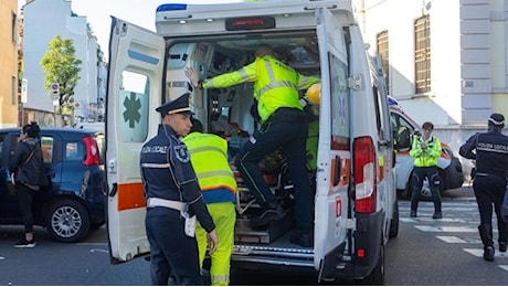 Tragico schianto tra due auto: morta una bambina di cinque anni