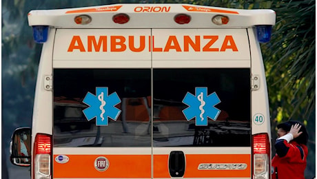 Incidente a Sant'Antioco, scontro frontale tra due auto: muore uomo di 49 anni