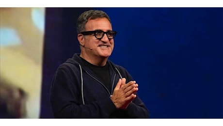 Occhiali Android XR di Google avvistati al TED2025: l'AI indossabile si fa concreta