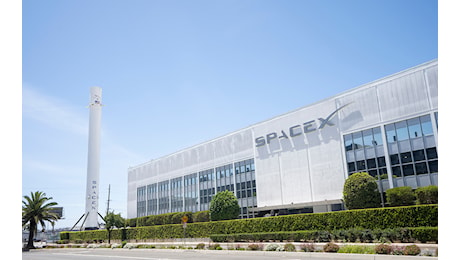 SpaceX vuole farsi bella sul mercato a quota 350 miliardi di dollari