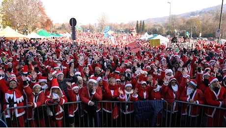 Raduno dei Babbi Natale da record per il Regina Margherita di Torino