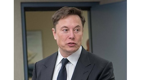 Elon Musk supera i 400 miliardi di ricchezza personale: è record