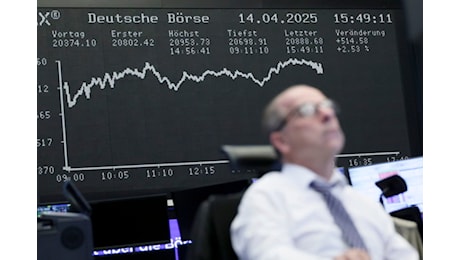 Borsa: Europa conclude incerta, Francoforte -0,3% dopo ok a Merz