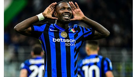 Inter-Torino 3-2: super Thuram, ma l'espulsione di Maripan cambia tutto