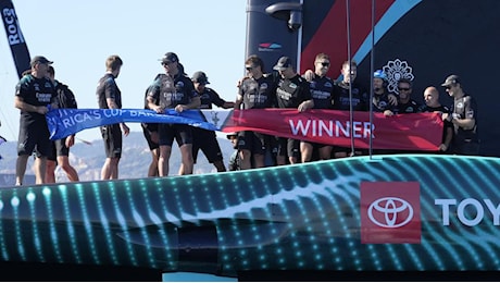 Team New Zealand chiude i conti e fa tris, sua l’America’s Cup