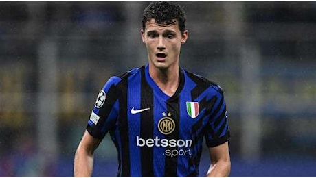 Pavard e Acerbi restano a Milano: l'Inter ha un chiaro obiettivo per il rientro in campo