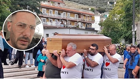 Morto sui binari, centinaia di persone ai funerali di Attilio Franzini