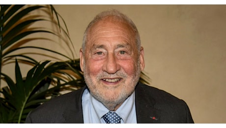 Il Nobel per l'Economia Stiglitz: “La Ue è tornata all’austerità: con Donald pagherà due volte”