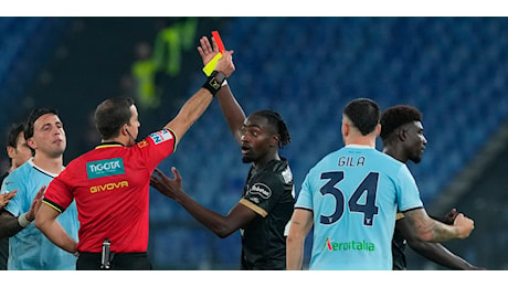 Baroni: Lazio, non guardare la classifica. Il ds Cagliari: L'arbitro ci ha penalizzato