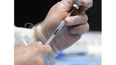 Influenza stagionale, autorizzati otto vaccini: ecco quali e a chi sono consigliati