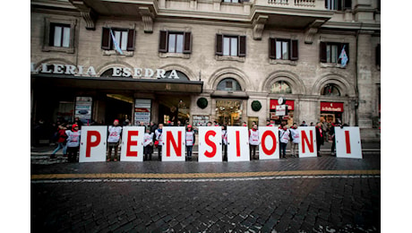 Novità pensioni 2025, altro che aumenti, 345 euro in meno sulle pensioni di vecchiaia