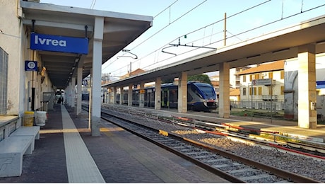 IVREA - 19enne scomparsa nel novarese, trovata dalla polizia in stazione