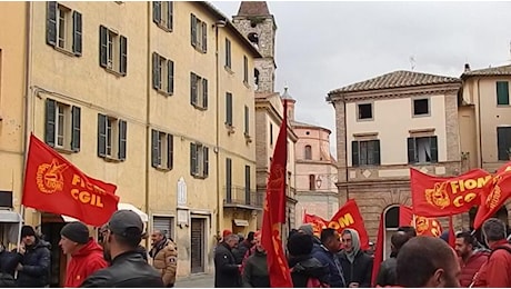 Automotive, protesta in Altotevere. Manifestazione a Umbertide: In provincia 6mila posti a rischio