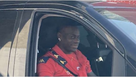 Balotelli, primo giorno al Genoa: Sono carico, ho voglia di cominciare