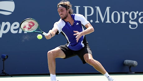 Stefanos Tsitsipas e Felix Auger-Aliassime subito eliminati da Flushing Meadows! Hubert Hurkacz avanti in tre set