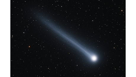 L’ESA segue una rara cometa proveniente da un luogo esterno al nostro Sistema Solare | FOTO
