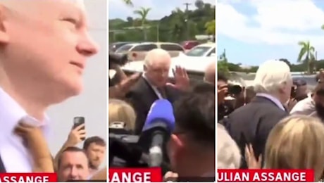 VIDEO | Julian Assange è libero ed è in volo verso l’Australia