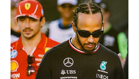 Tifosi Ferrari increduli: futuro assurdo per Hamilton