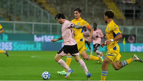 Brunori, magie e show. Rosa ai play-off in una notte di tensione