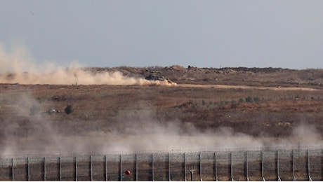 Media, 25 morti a Gaza in raid israeliani nelle ultime ore