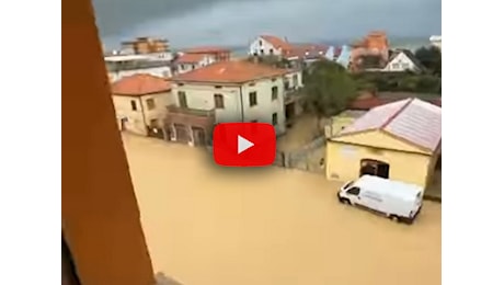 Meteo: Maltempo nelle Marche, allagamenti e disagi tra Marotta e Senigallia, il Video