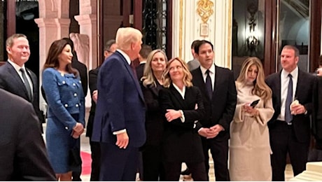 Trump accoglie Meloni a Mar-a-Lago: «Ha davvero preso d'assalto l'Europa». Rubio: «Giorgia, leader forte». Incontro anche sul caso Cecilia Sala