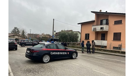 Omicidio suicidio tra coniugi a Gualdo Tadino, i rilievi dei Carabinieri di Gubbio confermano la dinamica