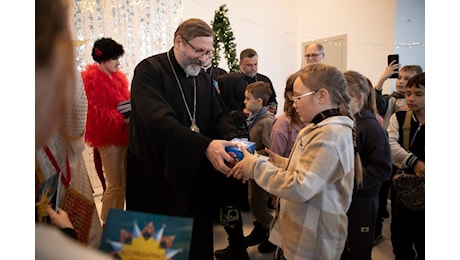 L'arcivescovo Schevchuk: «Natale al buio e al gelo. No ai preti in armi»