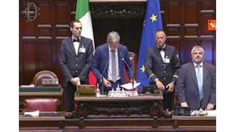 Crollo Scampia, Costa chiede minuto di silenzio in Aula Camera. Poi l'applauso per le vittime
