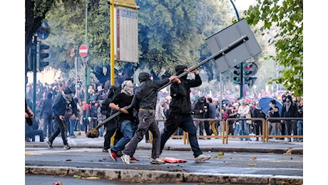 7 ottobre, scontri a piazzale Ostiense: convalidato arresto studente