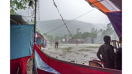 Inondazioni devastanti in Nepal, piogge senza precedenti colpiscono il distretto di Kanchanpur