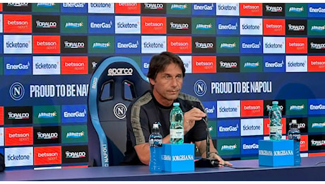 Cagliari-Napoli, Conte in conferenza stampa: «Juve? Pensiamo al Cagliari. Kvaratskhelia da valutare»