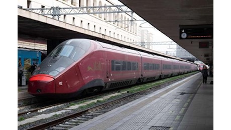 Alta velocità: treno bloccato in galleria tra Firenze e Bologna, convogli costretti a tornare indietro