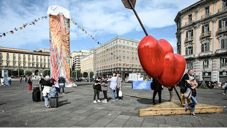 Nicolas Ballario: “La scultura di Pesce? L’arte contemporanea è bella perché un vero senso non lo ha”