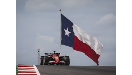 F1, le Ferrari volano nelle libere ad Austin: Sainz primo, Leclerc secondo