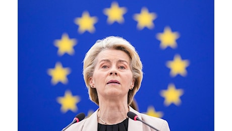 Ursula von der Leyen ha una polmonite grave, cancellati tutti gli impegni