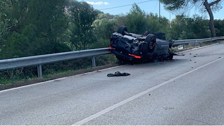 Auto contro muretto a secco, morto 41enne